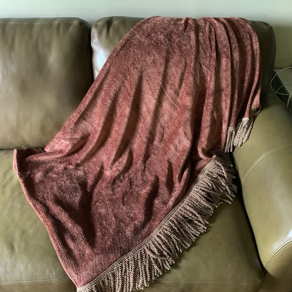 BEDFORD COTTAGE | Heavy Fringed Throw